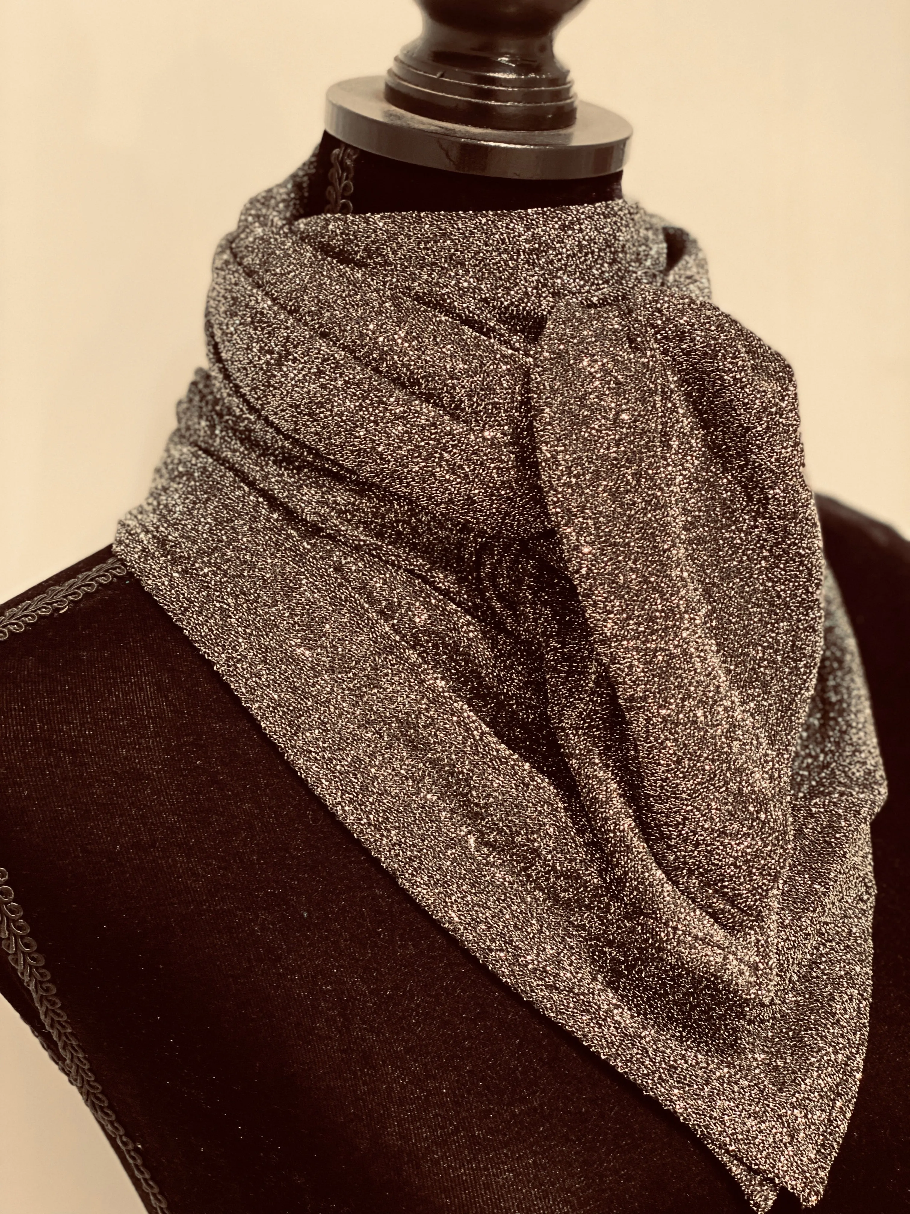 A7319 - Gunmetal Grey Sparkle Rawhide Scarf