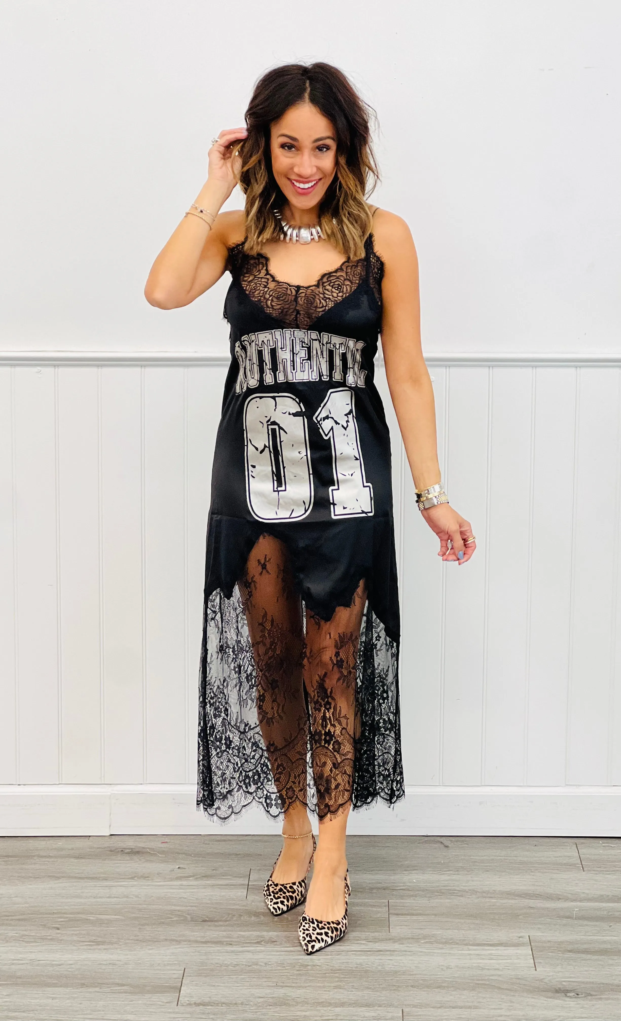 Black Reversible Lace Trim Dress Top (Reg)