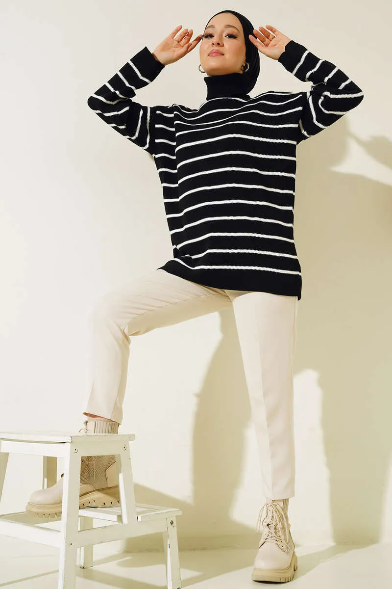 BNG Women Fisherman Collar Striped Sweater Black - Clermont
