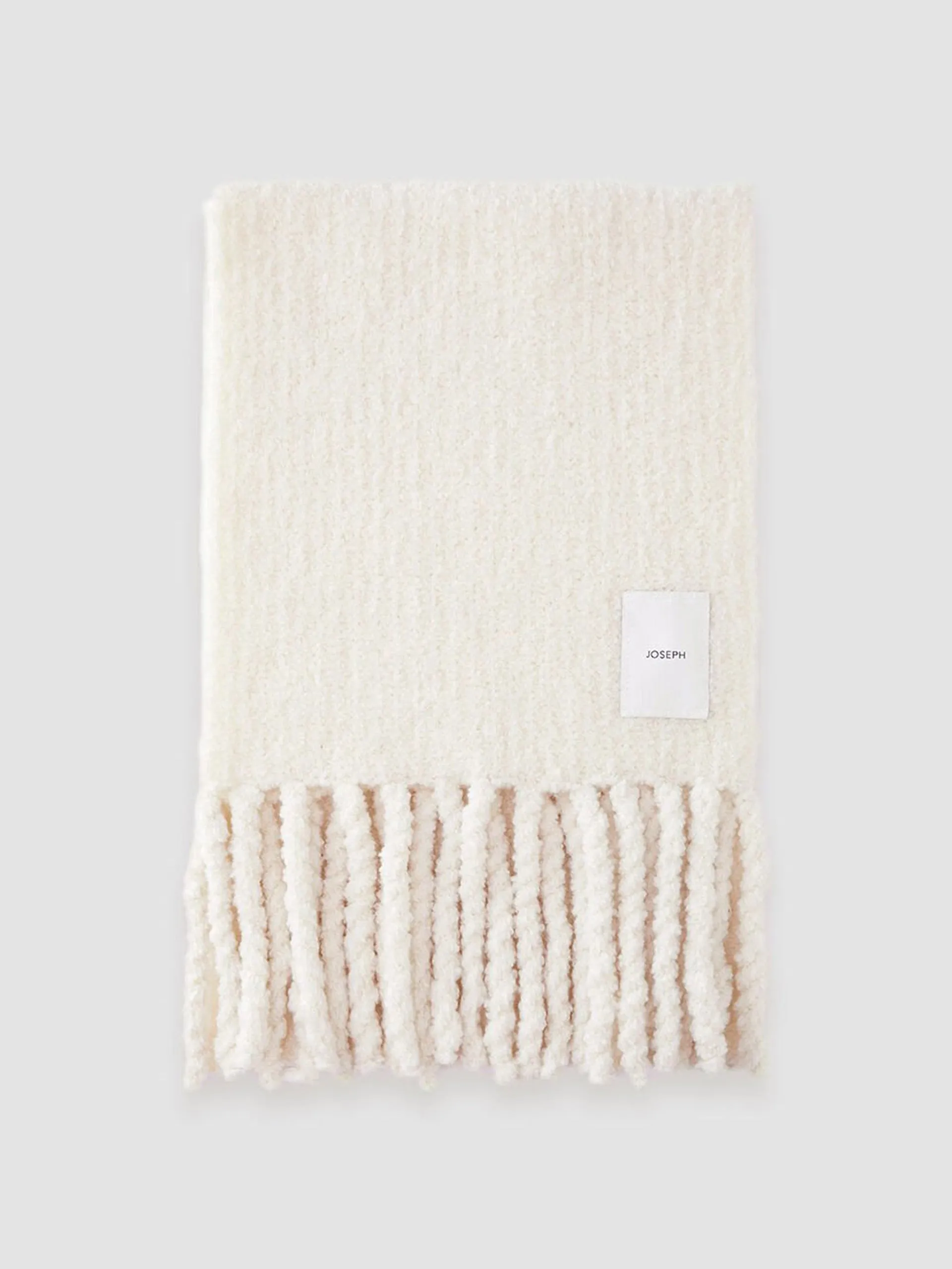 Bouclé knit scarf