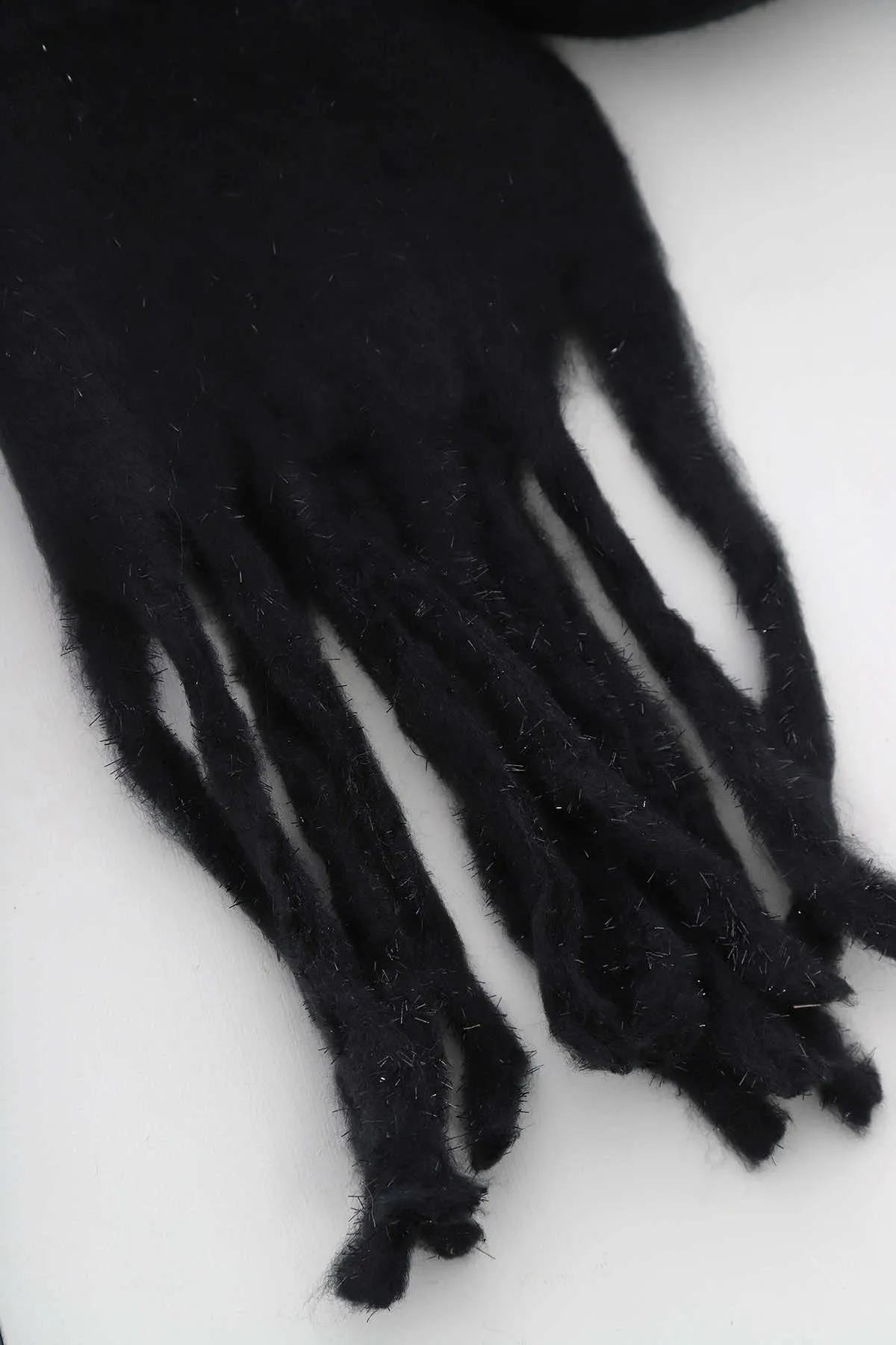 Ethal Scarf Black