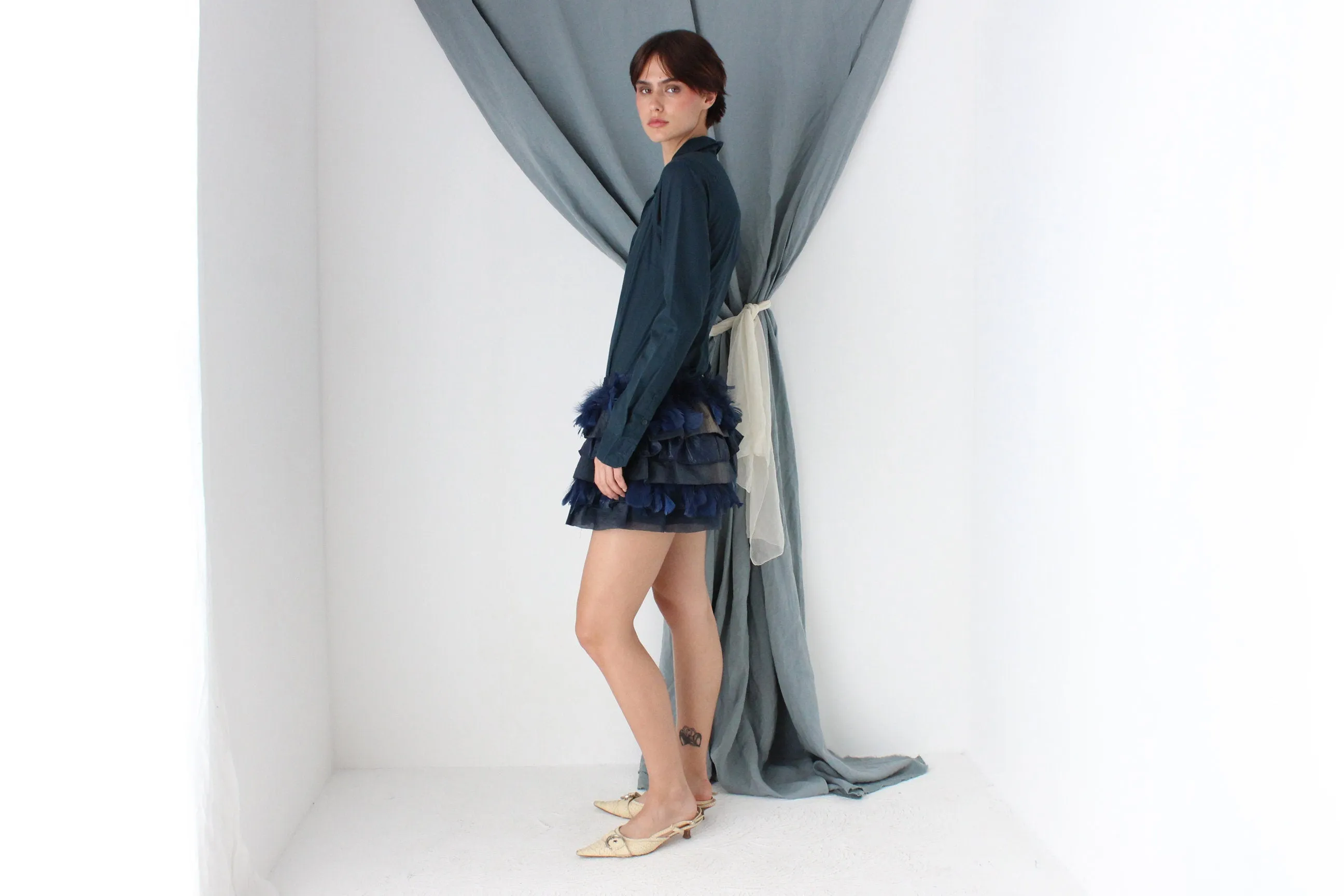 MADE IN ITALY 2000s Patrizia Pepe Feather & Organza Mini Skirt