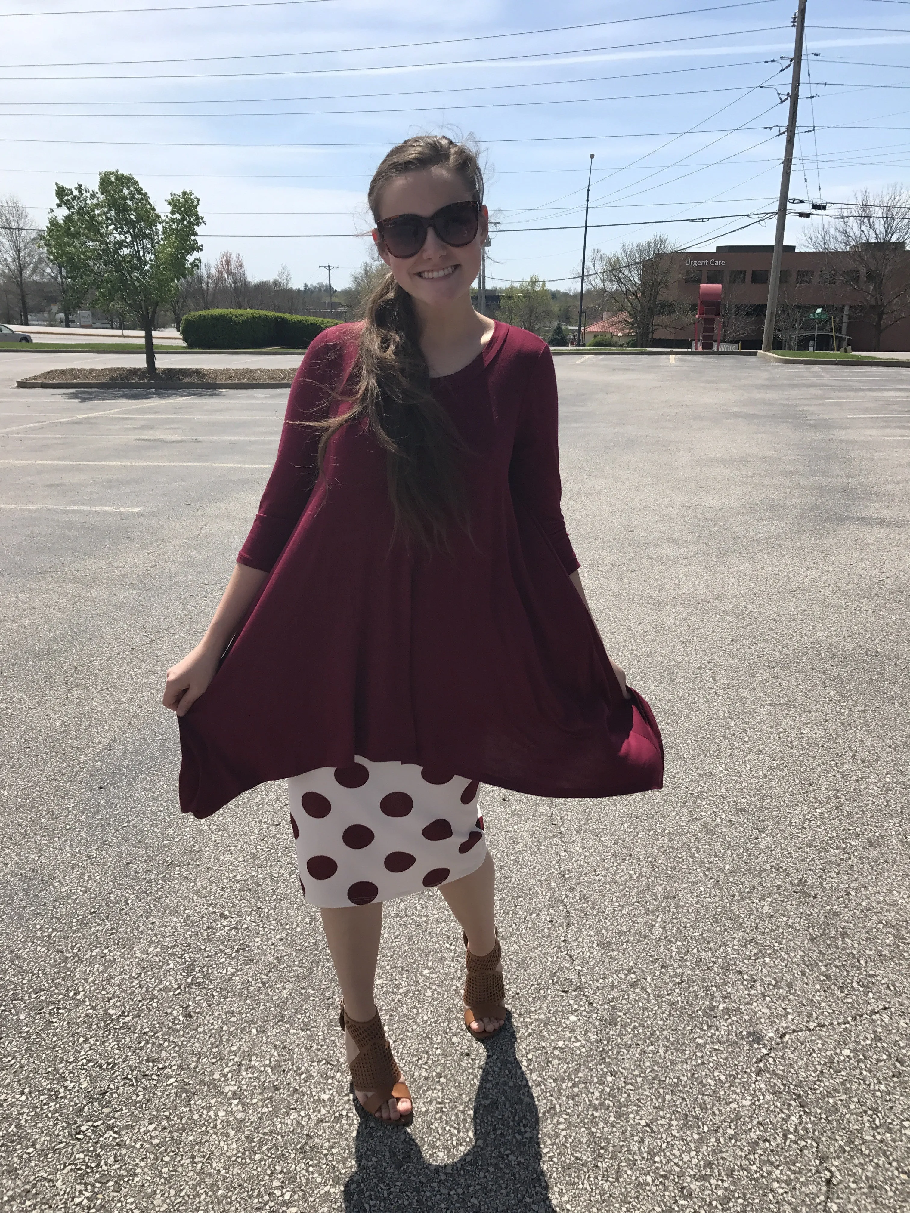 Shelley Shark bite tunic top w 3/4 sleeve- Burgundy