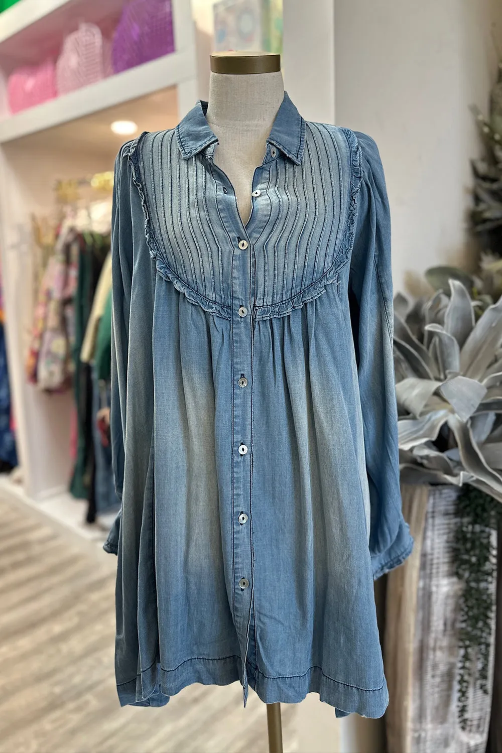 SIDEWALK SALE ITEM - Lined Up Tunic