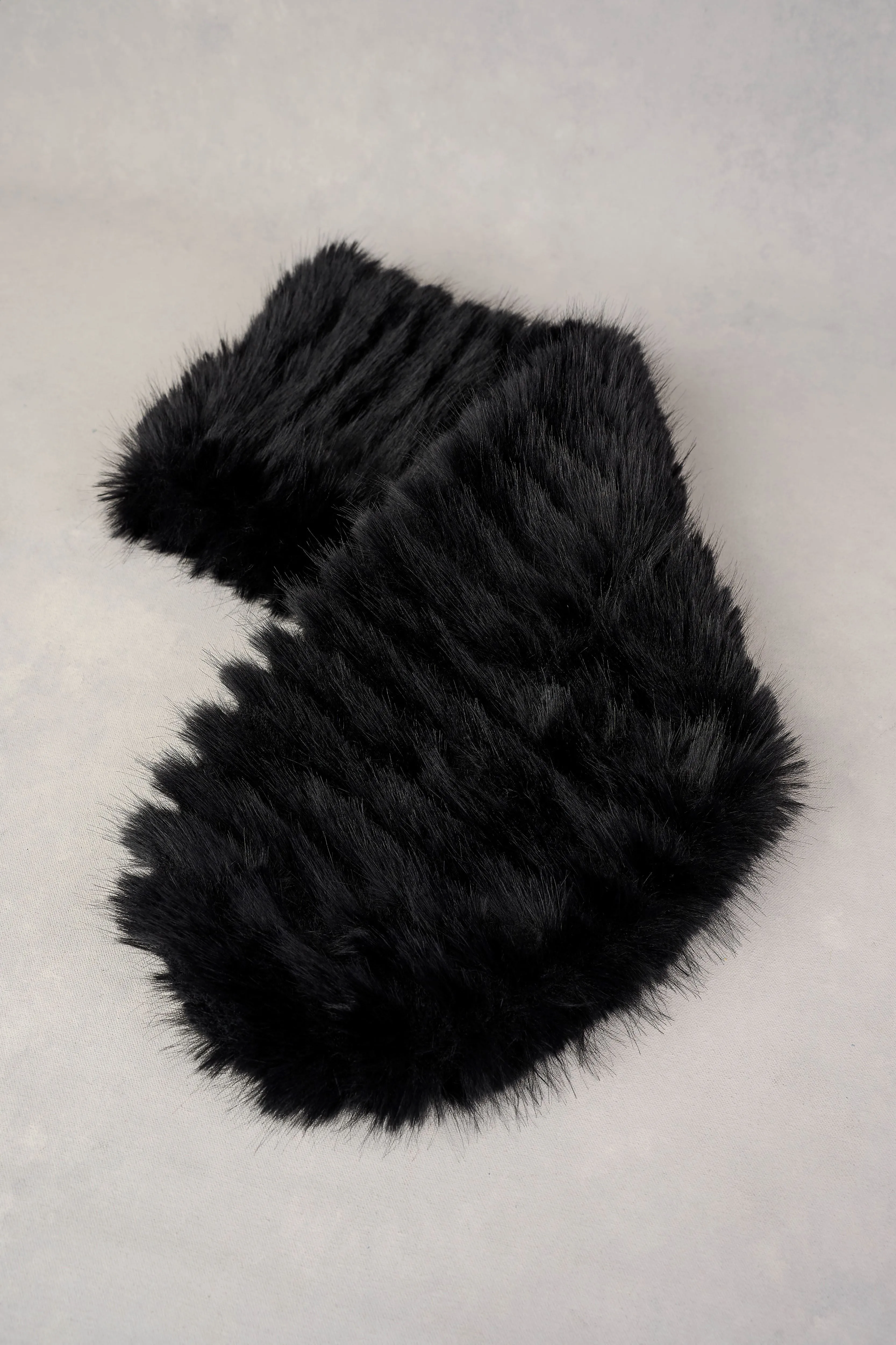 Stripe Faux Fur Collar - Black