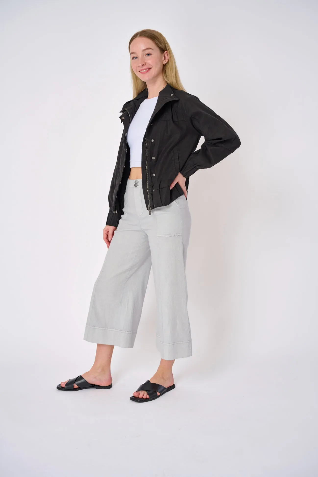 Tulum Stretch Linen Bomber Jacket