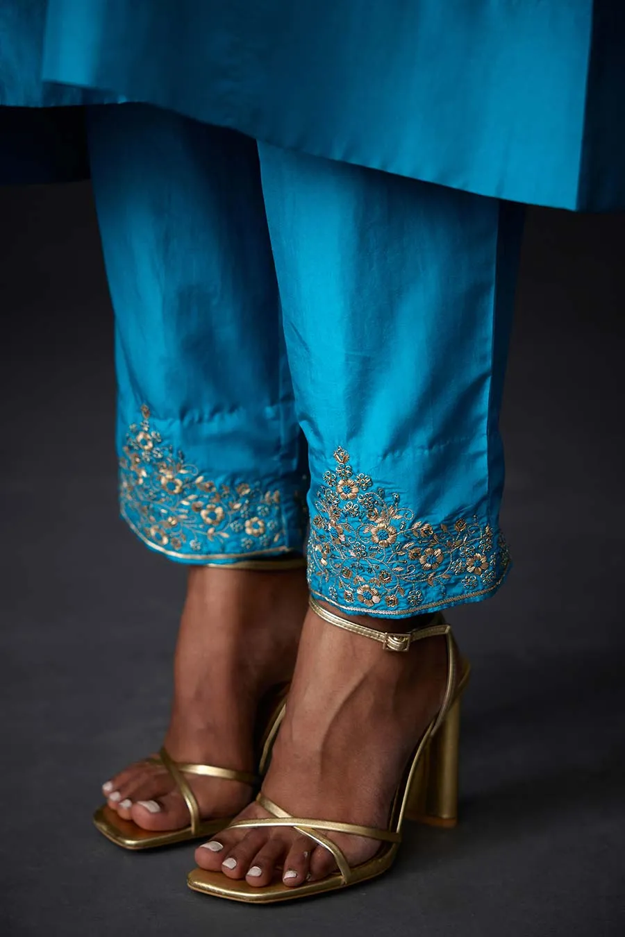 Turquoise Blue Embroidered Pocket Tunic & Pant Set